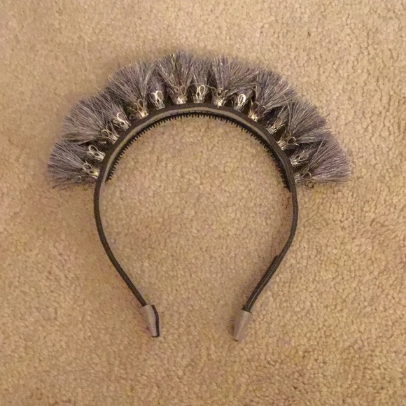 Set of four Amour Valcan headbands. Sold as a set! - Picture 2 of 5